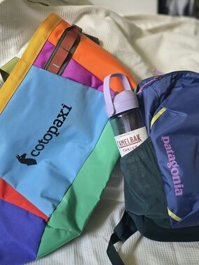 Cotopaxi Del Dia Gear Hauler 30 Patagonia Atom 24 Daypack And Camelback Thrive